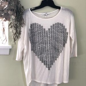 Loose slub heart tee